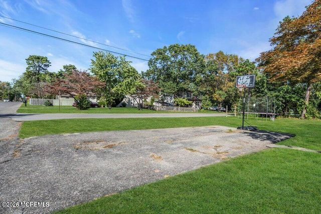 501 Santa Anita Lane, Toms River, NJ 08755