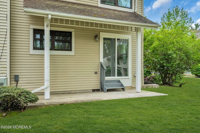 501 Santa Anita Lane, Toms River, NJ 08755