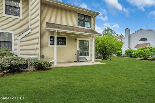 501 Santa Anita Lane, Toms River, NJ 08755