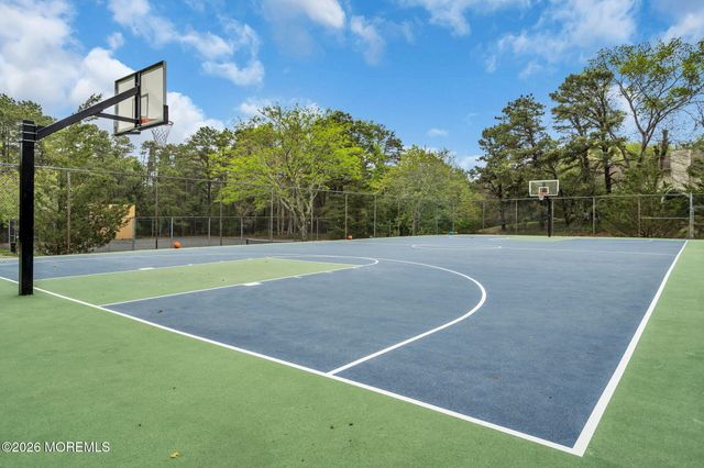 501 Santa Anita Lane, Toms River, NJ 08755