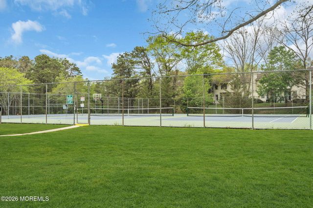 501 Santa Anita Lane, Toms River, NJ 08755
