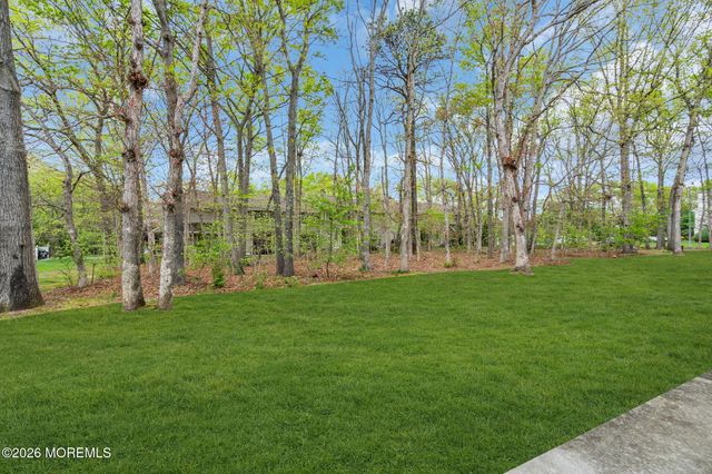 501 Santa Anita Lane, Toms River, NJ 08755