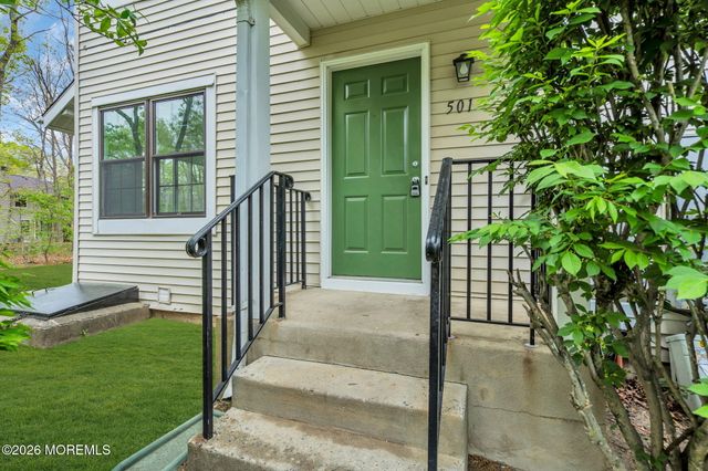 501 Santa Anita Lane, Toms River, NJ 08755