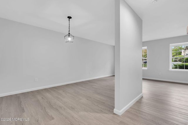 501 Santa Anita Lane, Toms River, NJ 08755