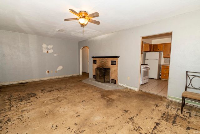 54039 County Road 5, Elkhart, IN 46514