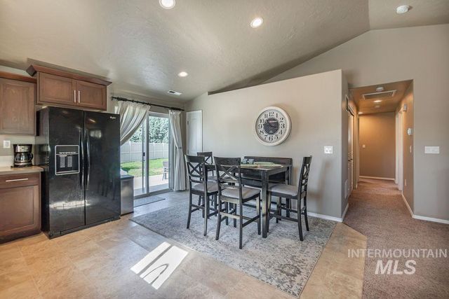 833 Baron Lakes Ave, Middleton, ID 83644