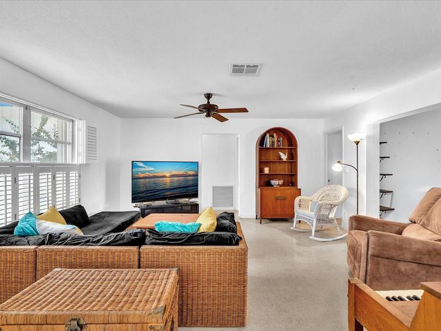 2121 NE 52ND Street, Fort Lauderdale, FL 33308