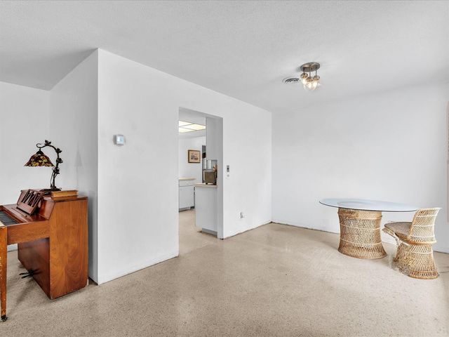2121 NE 52ND Street, Fort Lauderdale, FL 33308