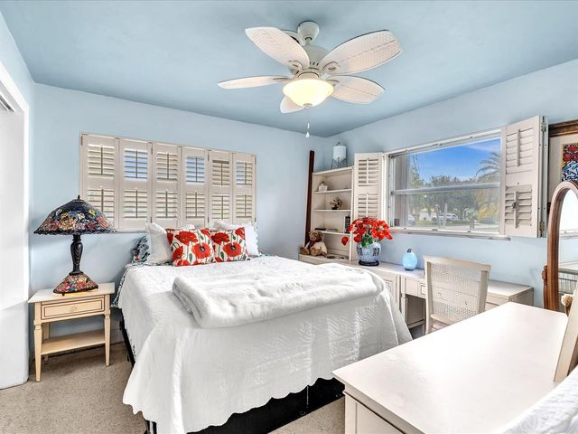 2121 NE 52ND Street, Fort Lauderdale, FL 33308