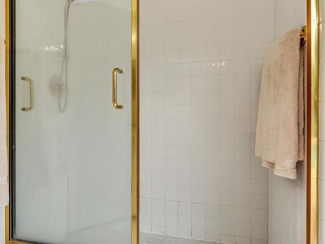 2121 NE 52ND Street, Fort Lauderdale, FL 33308