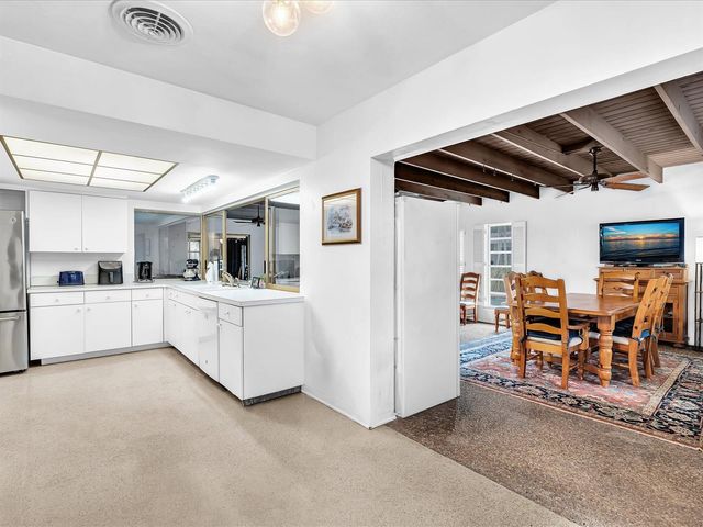 2121 NE 52ND Street, Fort Lauderdale, FL 33308