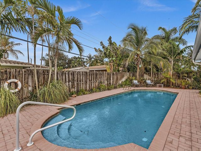 2121 NE 52ND Street, Fort Lauderdale, FL 33308