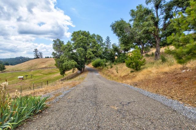 7279 Mountain Ranch, Mountain Ranch, CA 95249