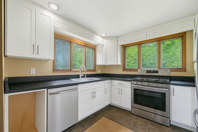 10 May Knoll, Dover Plains, NY 12522