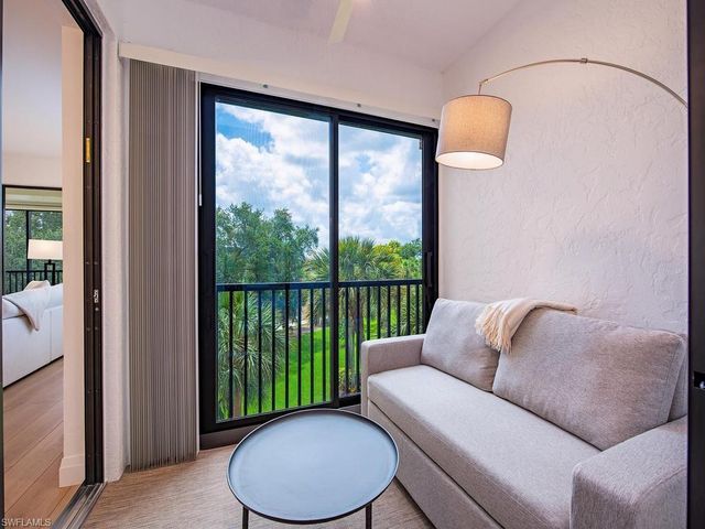 7040 Pelican Bay BLVD D302, Naples, FL 34108
