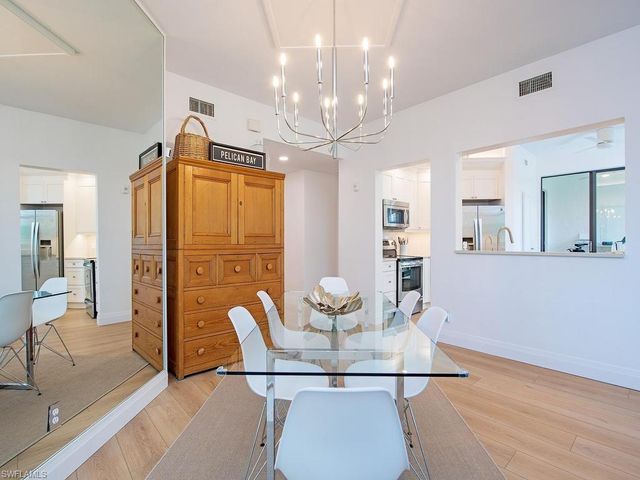 7040 Pelican Bay BLVD D302, Naples, FL 34108