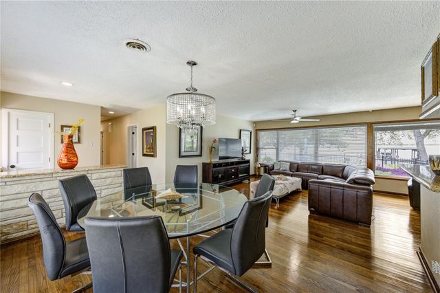 154 N Burnett Drive, Baytown, TX 77520
