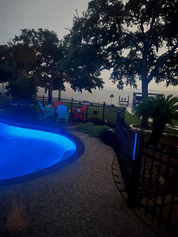 154 N Burnett Drive, Baytown, TX 77520
