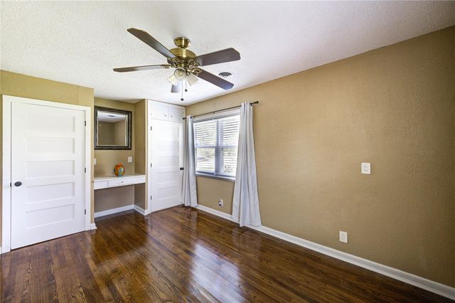 154 N Burnett Drive, Baytown, TX 77520