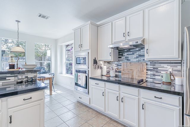 20810 Paso Rocoso, San Antonio, TX 78258