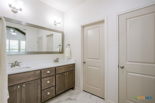 113 Persimmon Court, Victoria, TX 77904