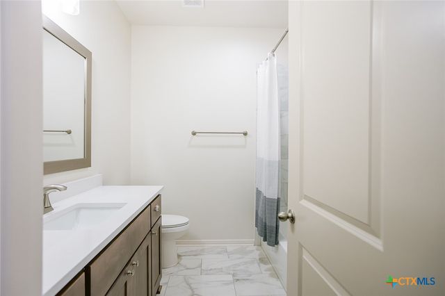 113 Persimmon Court, Victoria, TX 77904