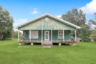 27544 Patterson Rd, Springfield, LA 70462