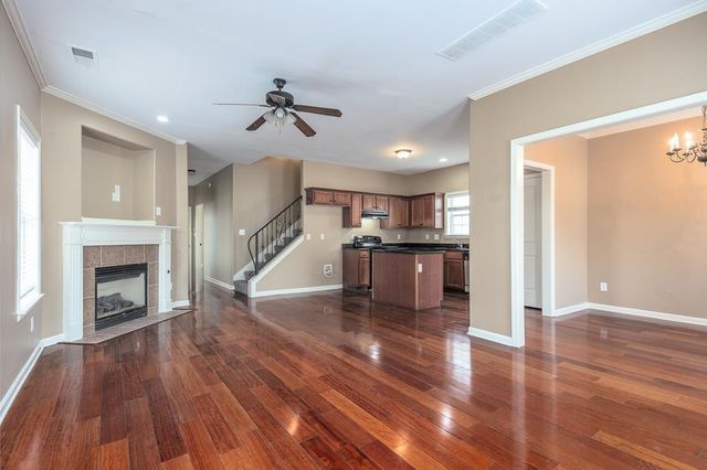 1564 WYNNE RD, Cordova, TN 38016