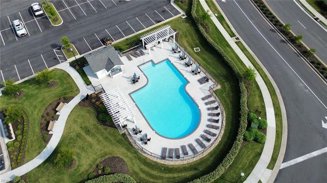 1733 Dromolin Dr 205, Virginia Beach, VA 23456