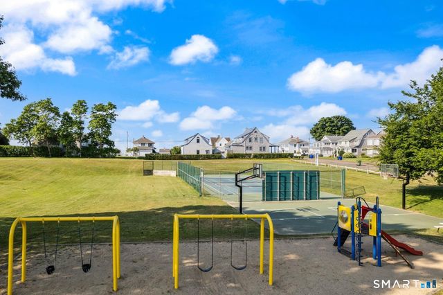 104 Knollwood Drive, Old Saybrook, CT 06475