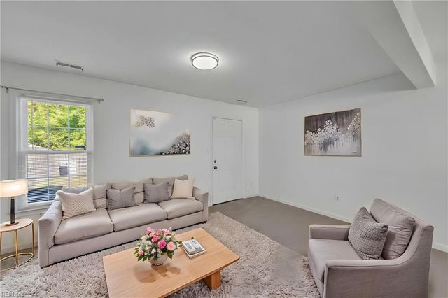 4003 Reese DR S, Portsmouth, VA 23703