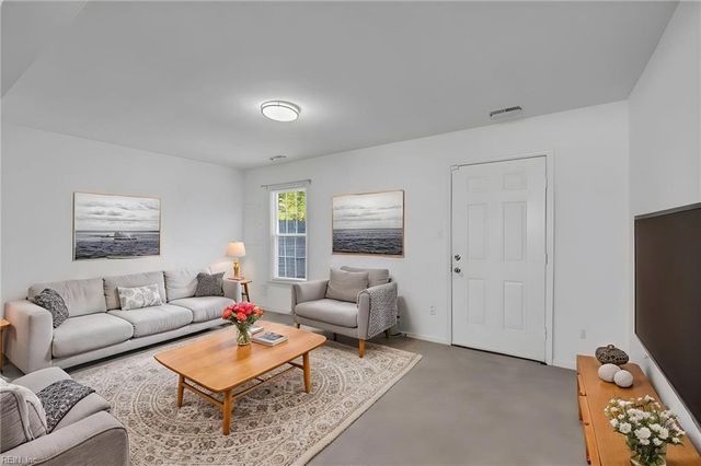 4003 Reese DR S, Portsmouth, VA 23703