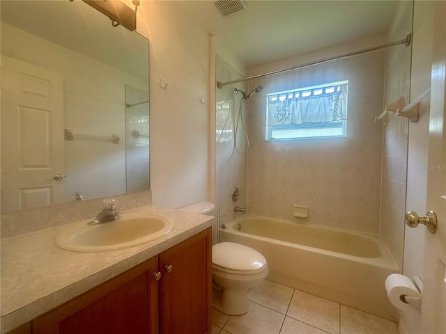 6144 BOBBY JONES COURT, Palmetto, FL 34221