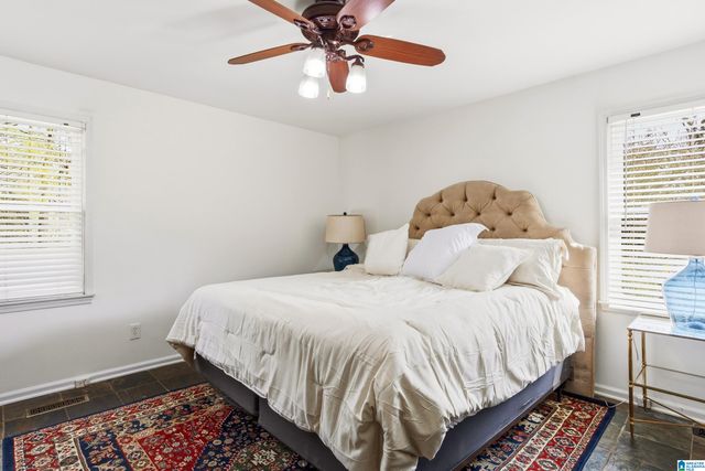 6263 VICTORIA DRIVE, Pelham, AL 35124