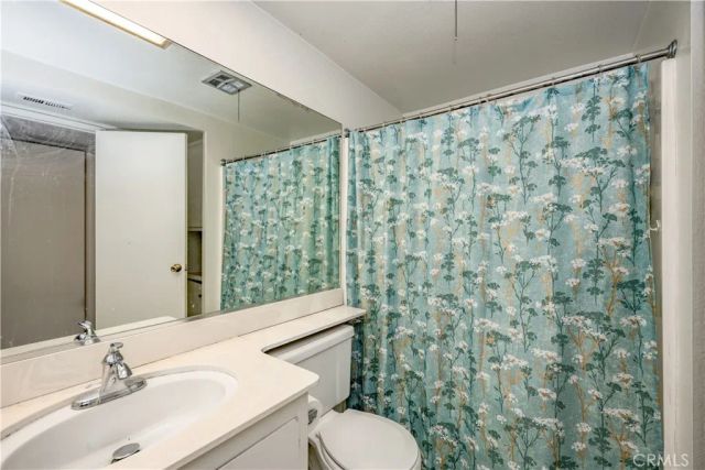 27440 Annette Jo Circle, Saugus, CA 91350