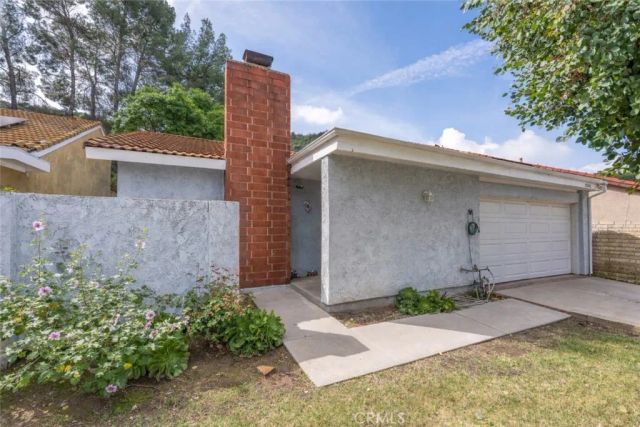 27440 Annette Jo Circle, Saugus, CA 91350