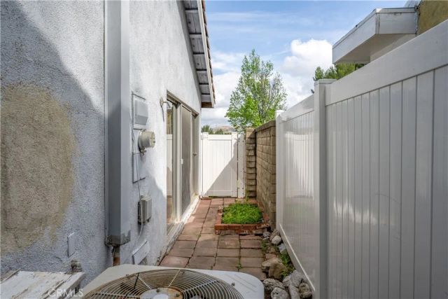 27440 Annette Jo Circle, Saugus, CA 91350