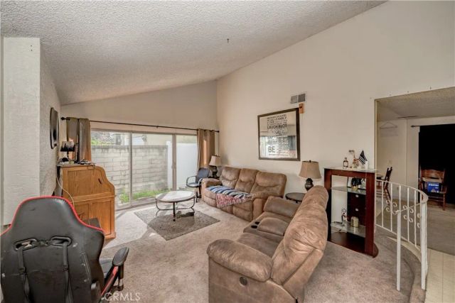 27440 Annette Jo Circle, Saugus, CA 91350