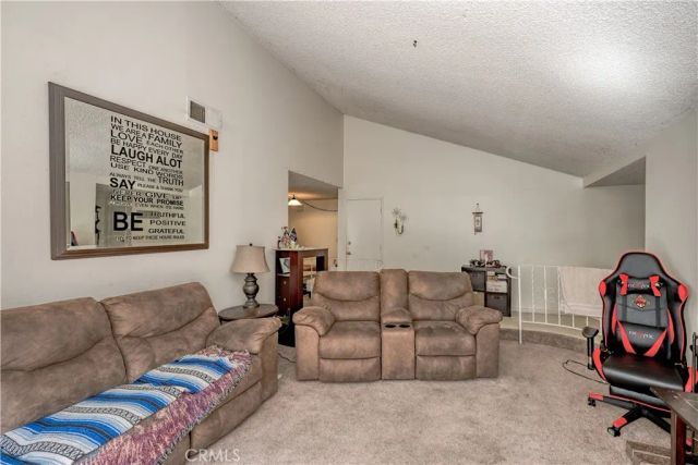 27440 Annette Jo Circle, Saugus, CA 91350