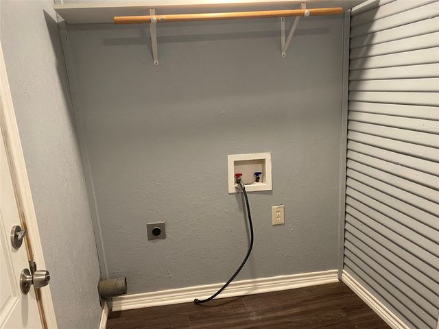 1006 S Throckmorton Street, Sherman, TX 75090