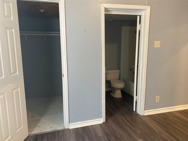 1006 S Throckmorton Street, Sherman, TX 75090