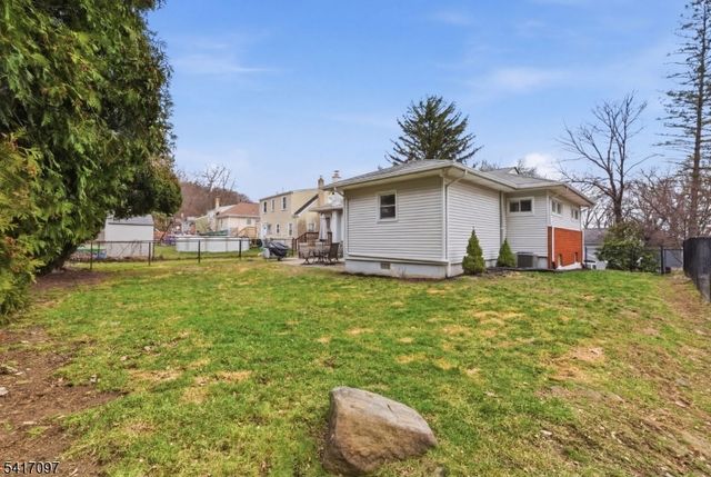 20 Mountain Ave, Rockaway Twp., NJ 07866