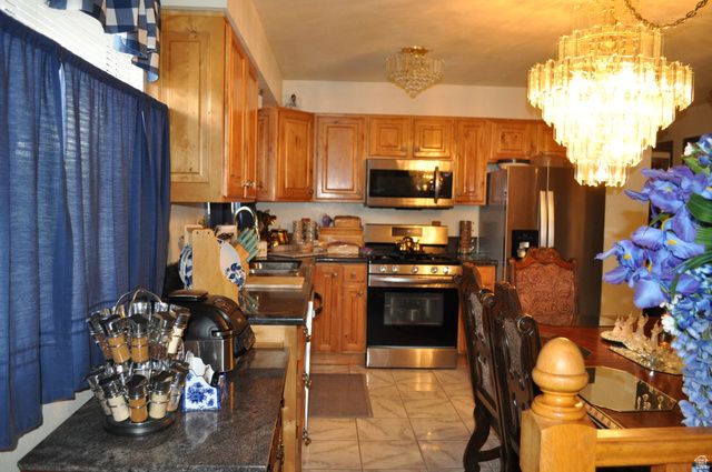 816 N MORTON DR, Salt Lake City, UT 84116