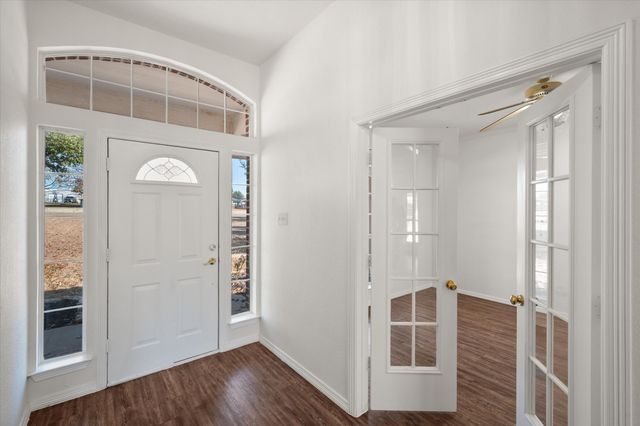 14617 Meadowland Circle, Newark, TX 76071