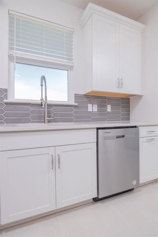 166 Fairlake Cir, St Augustine, FL 32092