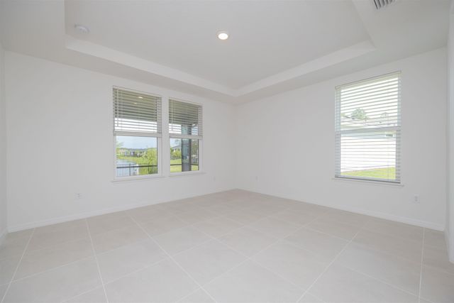 166 Fairlake Cir, St Augustine, FL 32092