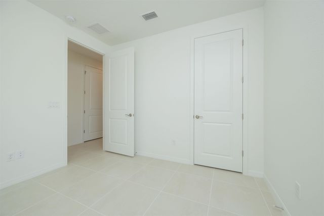 166 Fairlake Cir, St Augustine, FL 32092