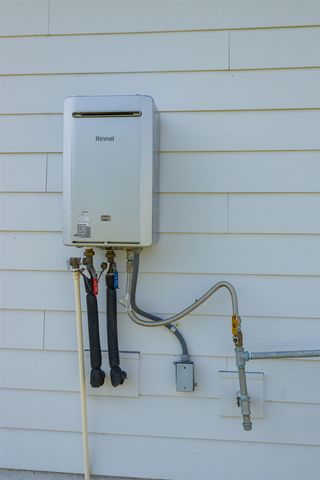 166 Fairlake Cir, St Augustine, FL 32092