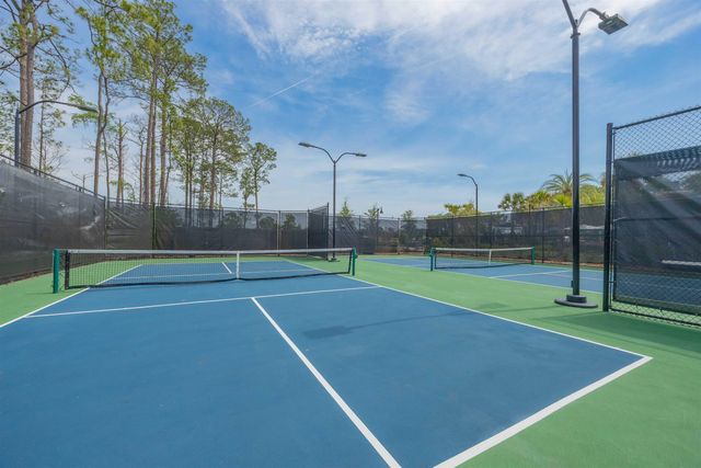 166 Fairlake Cir, St Augustine, FL 32092