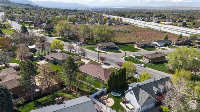 214 N MOUNTAIN RD, Fruit Heights, UT 84037